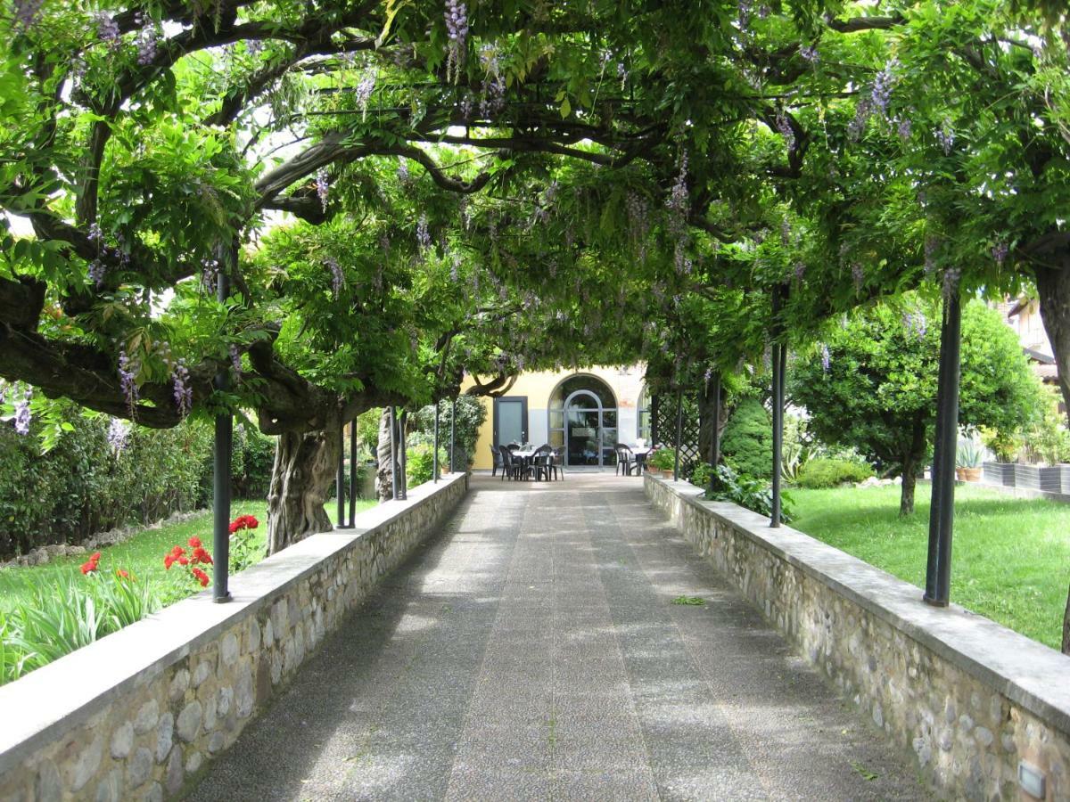 Il Glicine B&B Ristorante Cazzago San Martino Экстерьер фото
